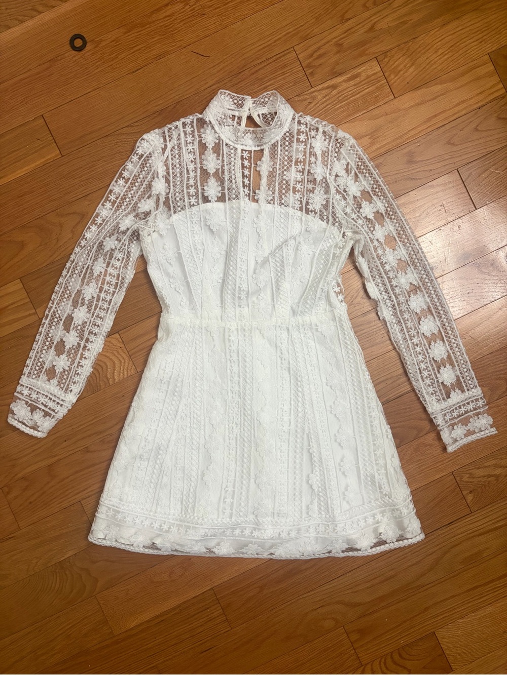 Showpo ‘Another Girl Dress’ White Lace Long-Sleeve Dress 52327DSP ✨SOLD OUT✨ - Picture 4 of 13